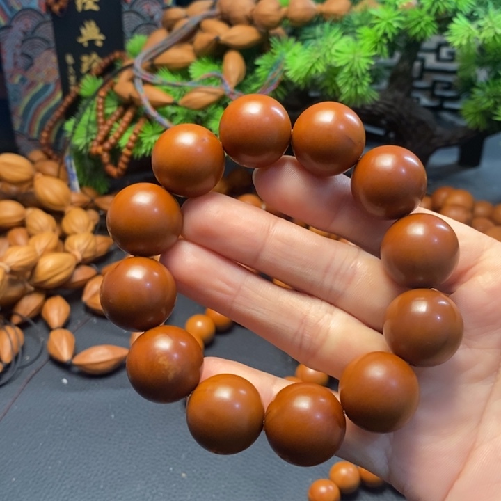 橄榄核手串1.9微瑕光珠