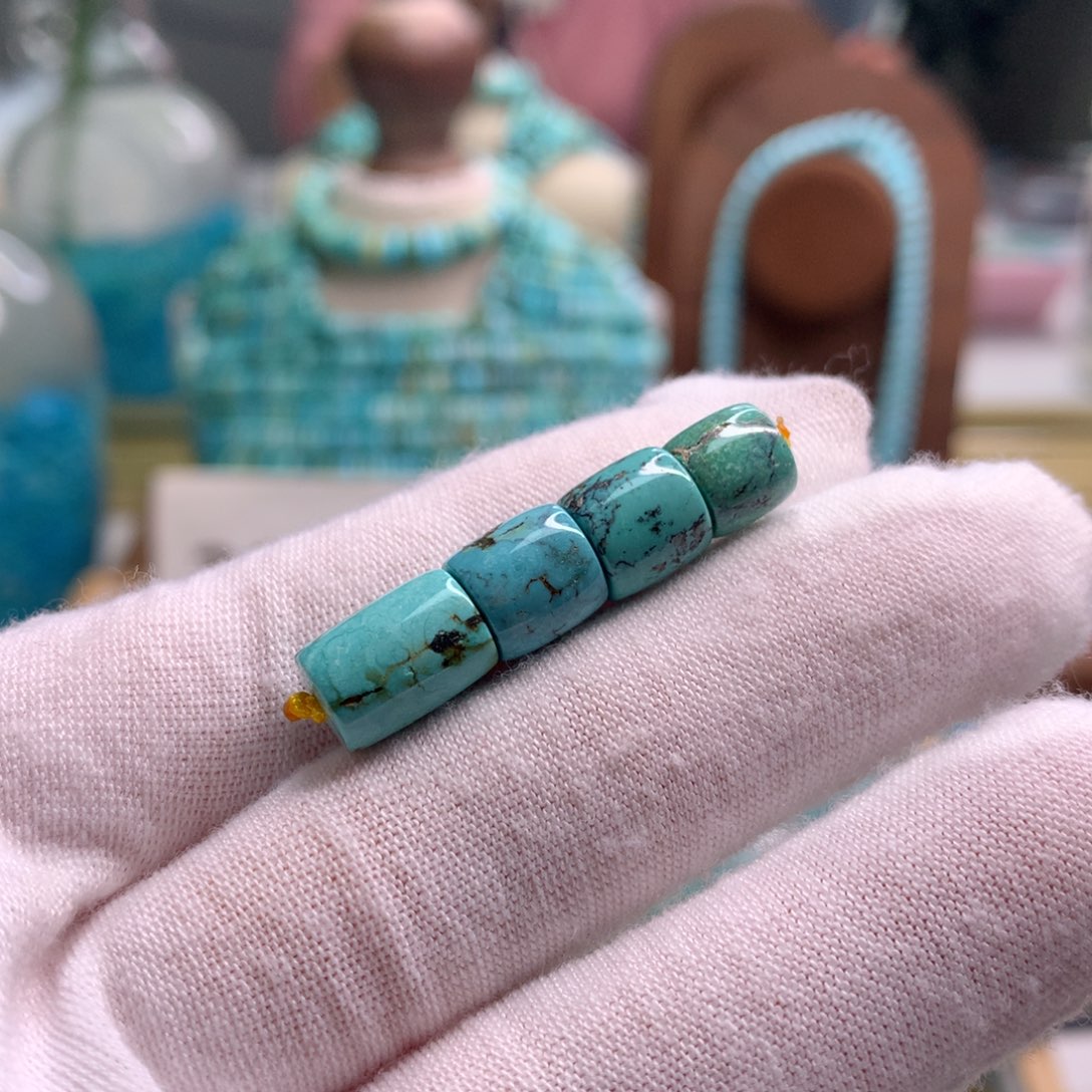 绿松石未镶嵌饰品