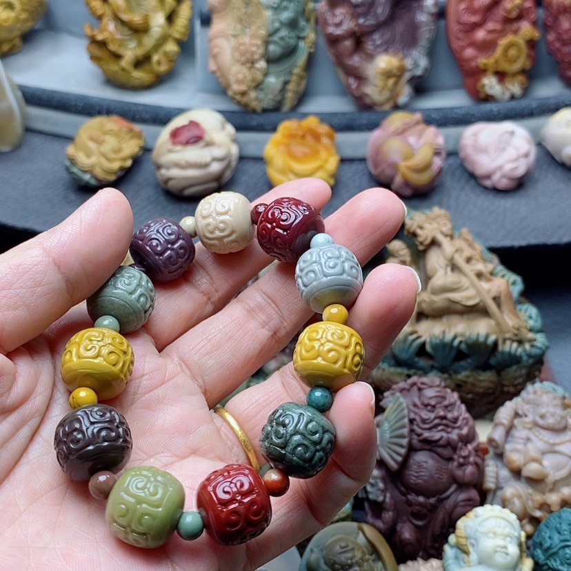 【闪购商品】定制石英质玉吊坠未镶嵌