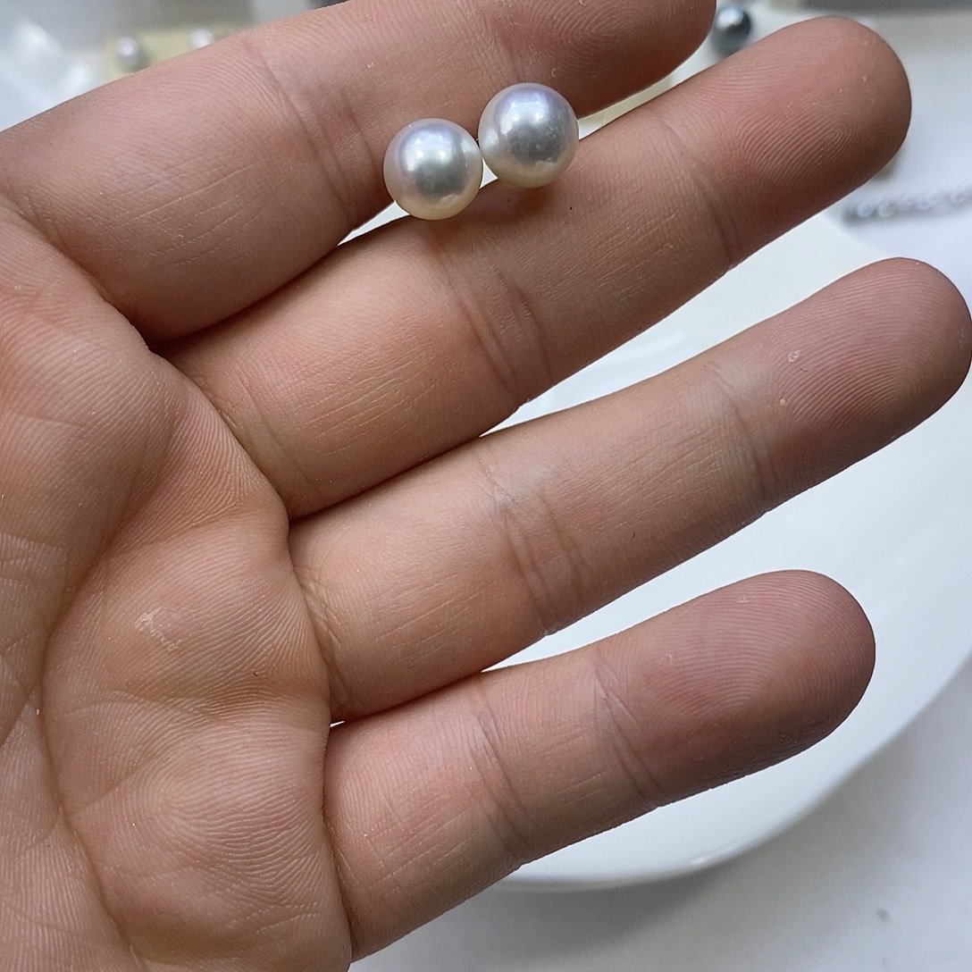 海水珍珠18K金镶嵌耳饰
