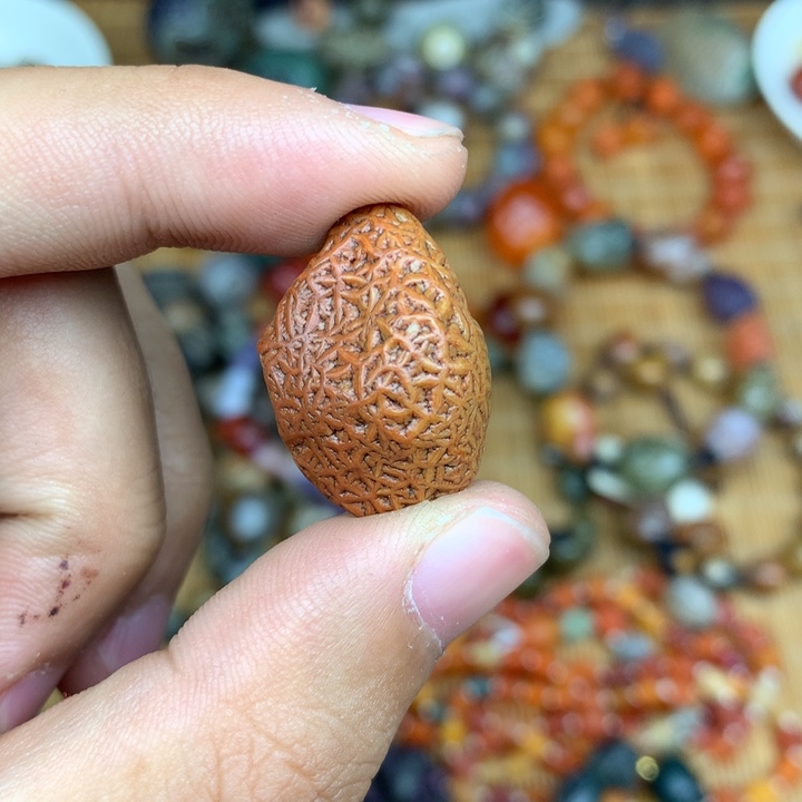 玛瑙/玉髓珠宝半成品未镶嵌m****桃