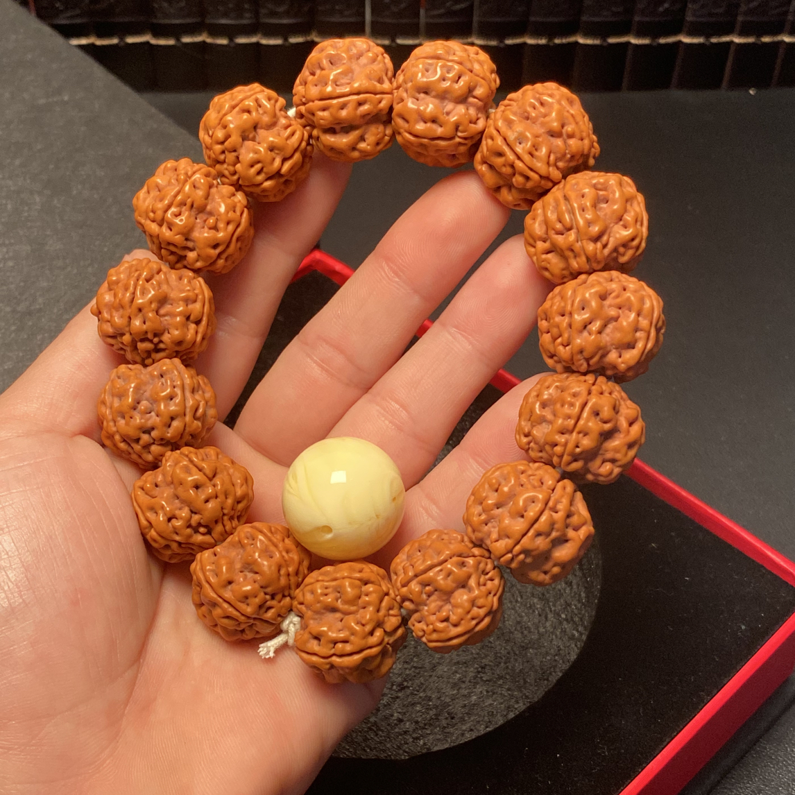 新品发布金刚菩提手串14号（帝王花）