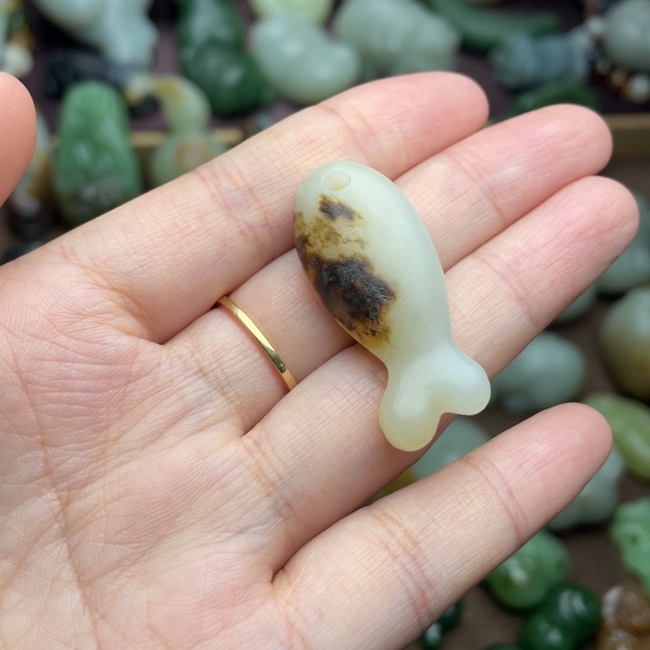 【闪购商品】颈饰未镶嵌和田玉無**有