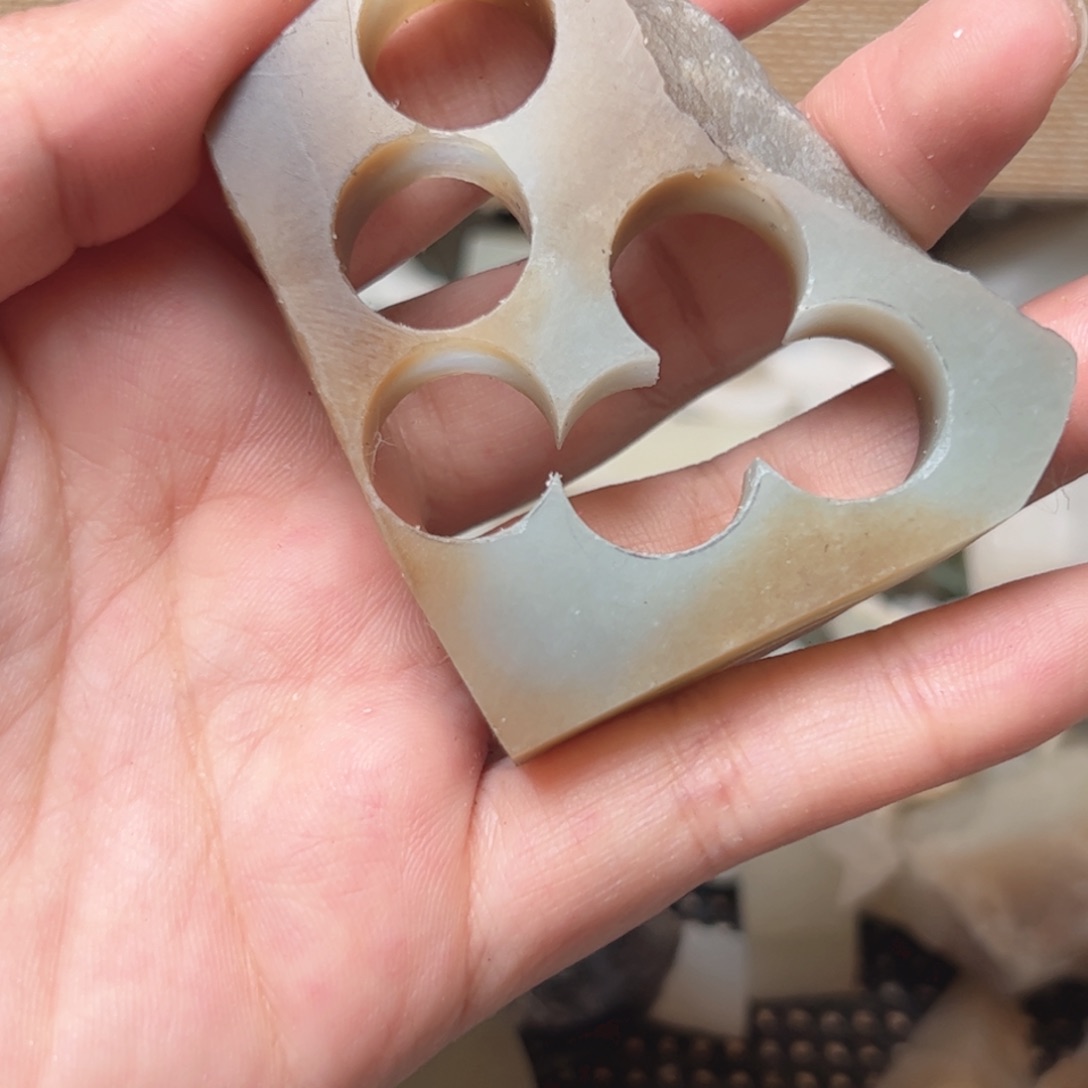 和田玉未镶嵌项链