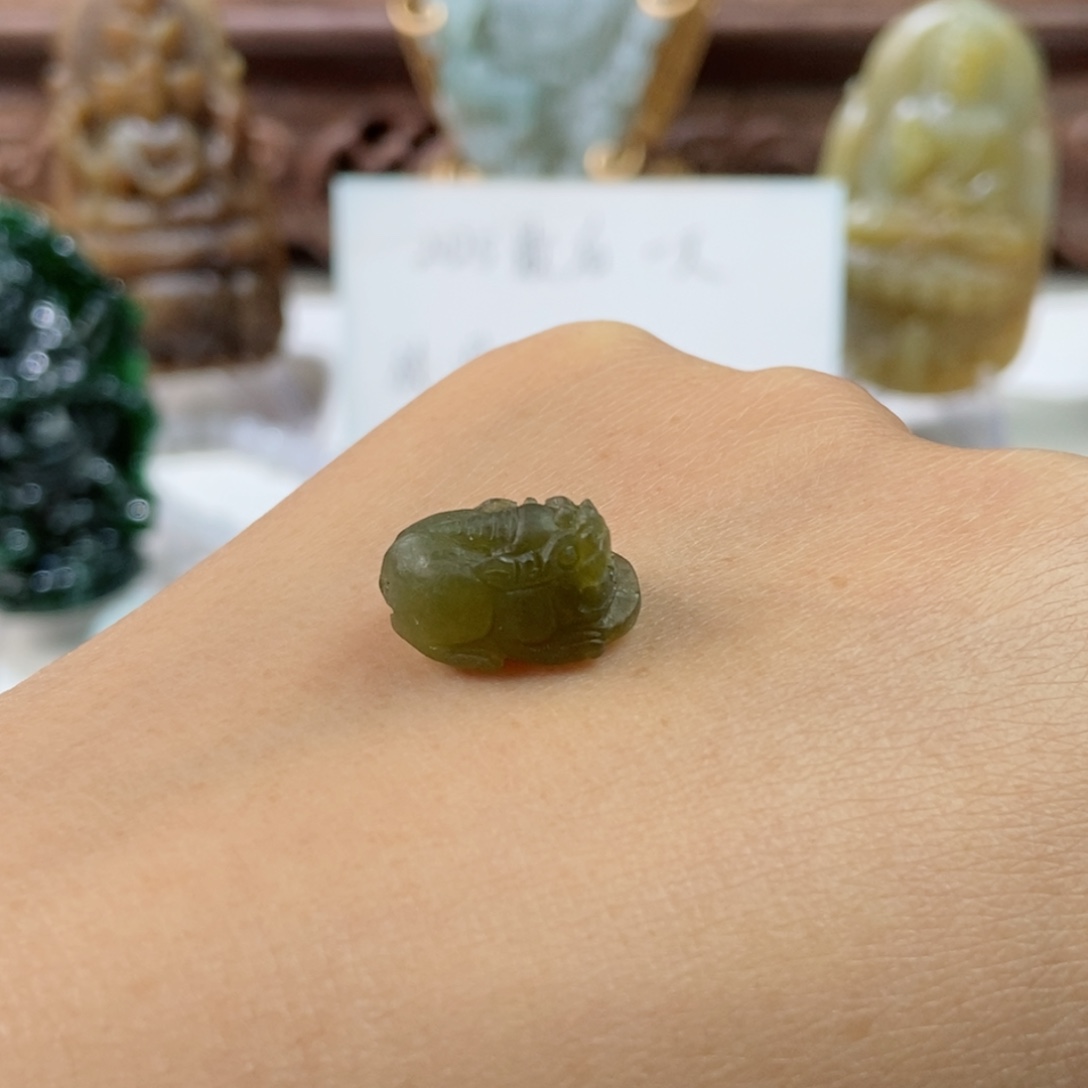 定制翡翠未镶嵌翡翠a货