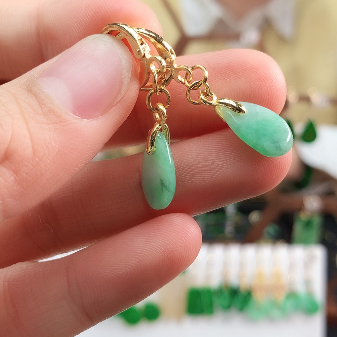 翡翠耳饰未镶嵌耳饰