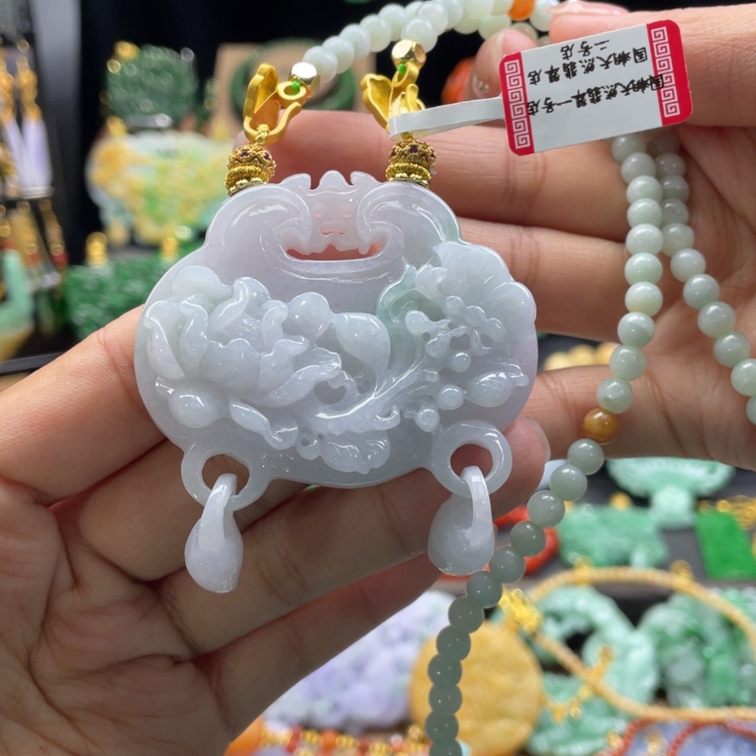 翡翠颈饰未镶嵌代编织