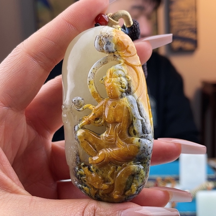 和田玉颈饰未镶嵌