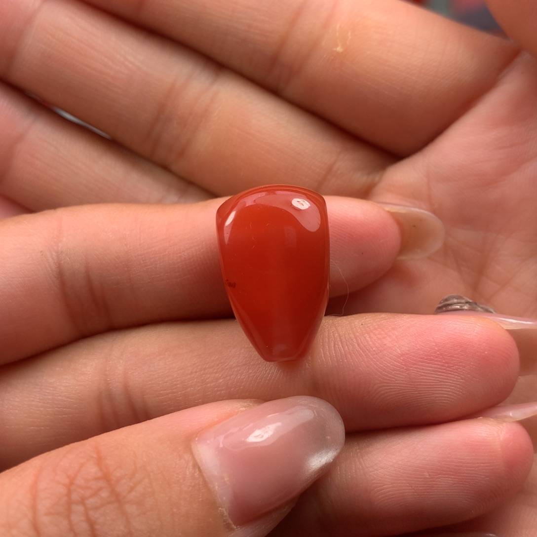 未镶嵌三通南红玛瑙