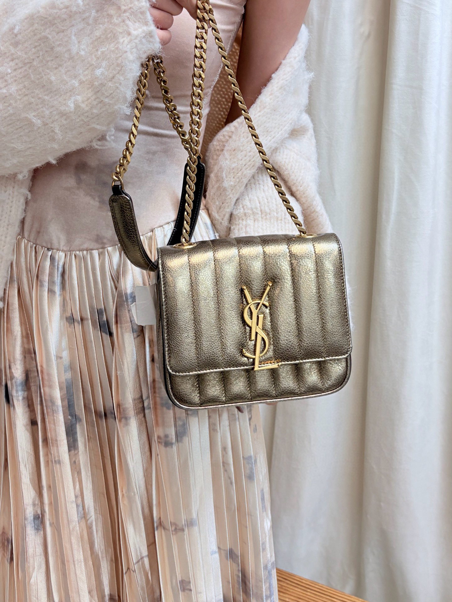 95新 YSL/圣罗兰 ysl 金色豆腐斜挎包(K)