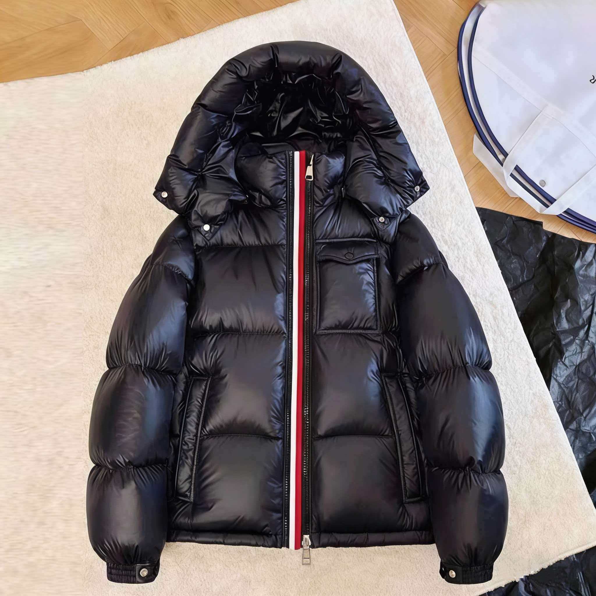 彩条拼接2025男女款黑色情侣款鹅绒保暖冬季加厚羽绒服