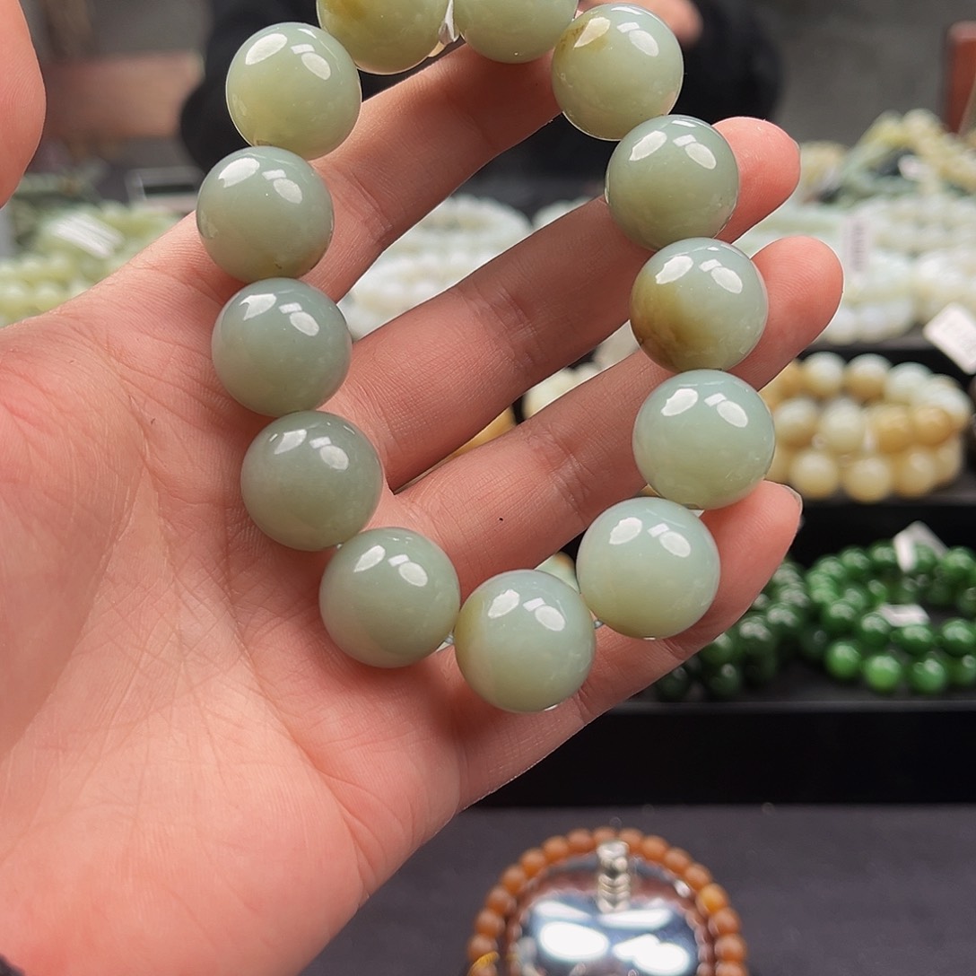 未镶嵌和田玉手串
