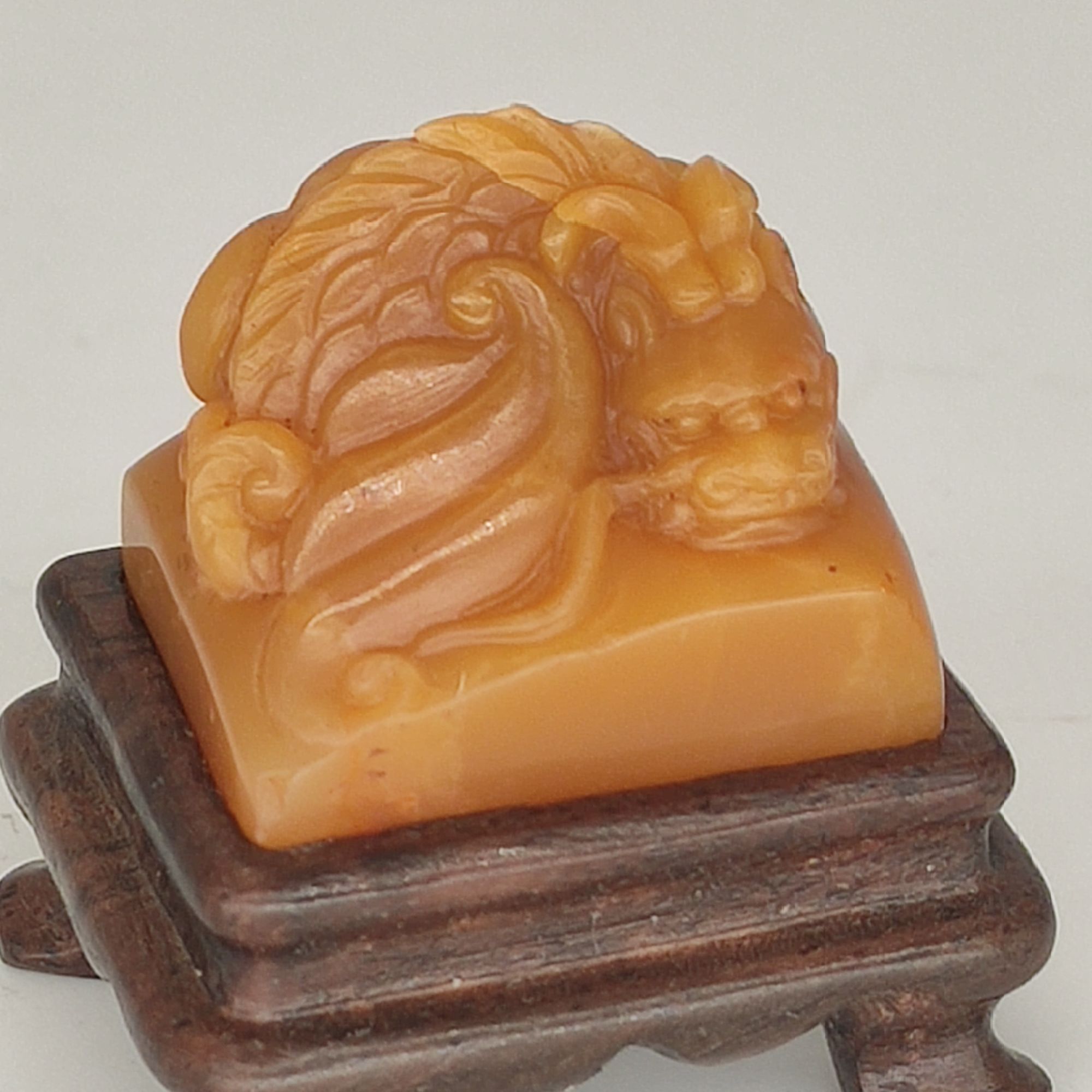 国石/寿山田黄石鳌龙方章/田黄石/ST2658