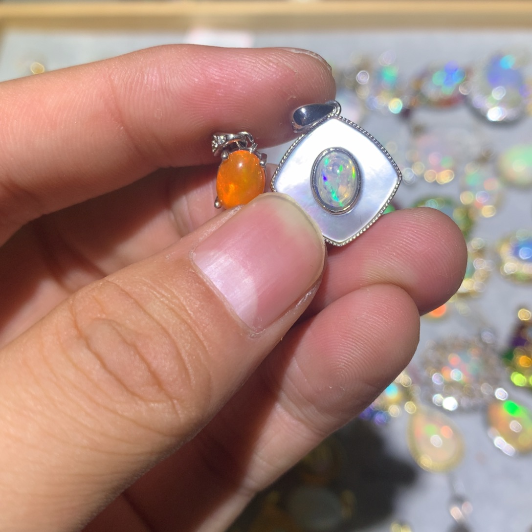 -***-欧泊银S925镶嵌欧泊吊坠