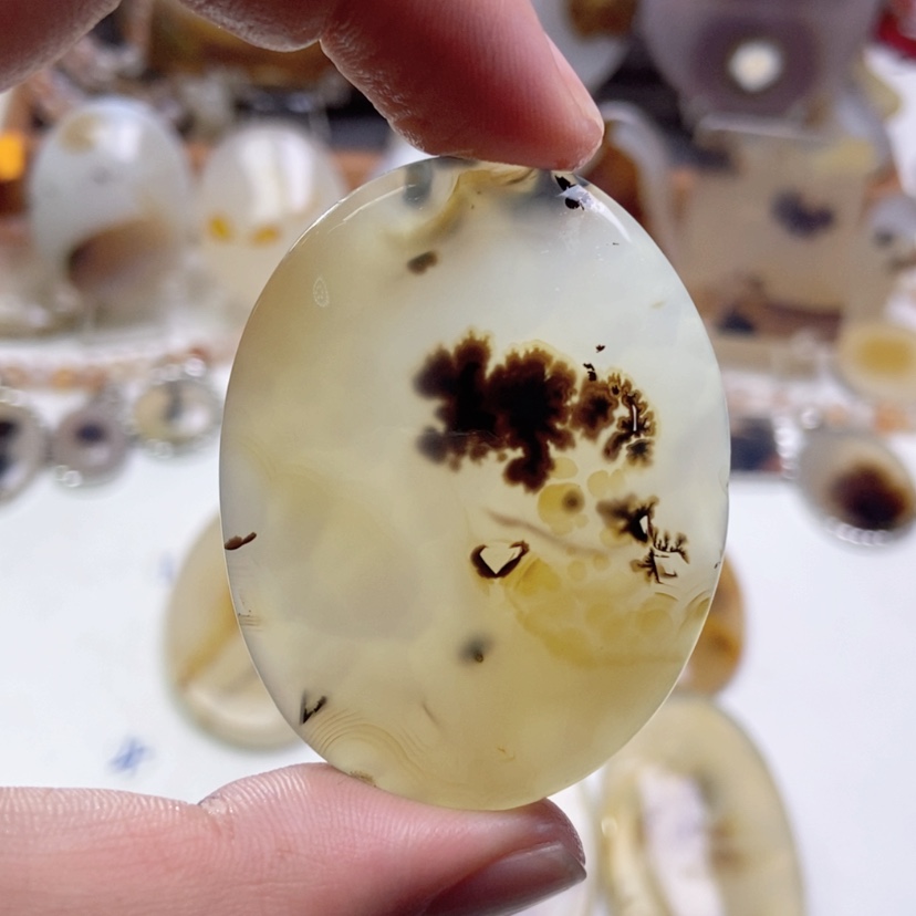 【闪购商品】玛瑙/玉髓颈饰未镶嵌