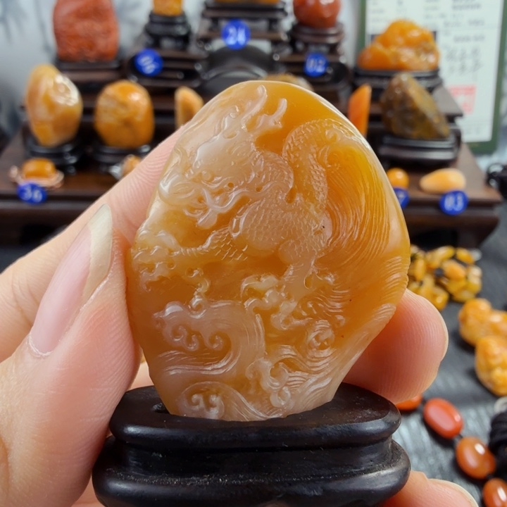 田黄石银裹金田黄石