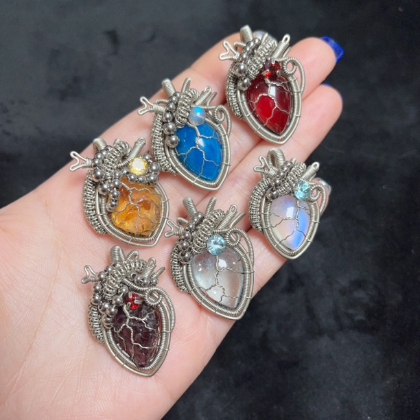 钛钢项链 白铜手工制作情侣款个性复古镶嵌心脏项链哥特风吊坠