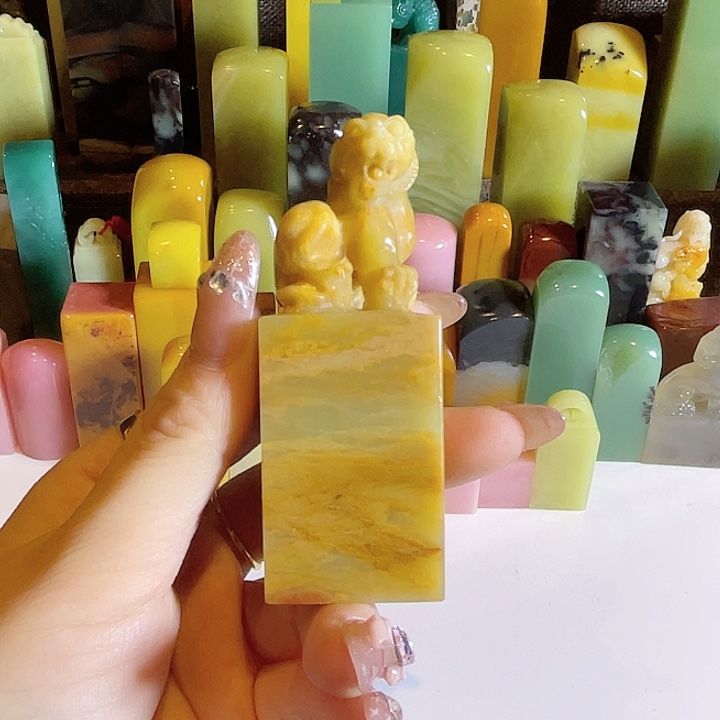 青田石老矿菜花黄