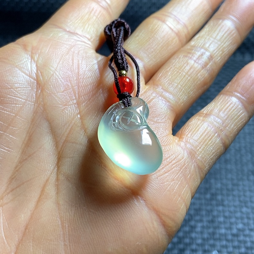 【闪购商品】未镶嵌蛇纹石玉颈饰