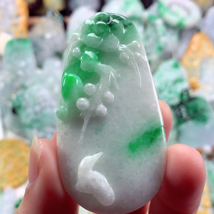 【闪购商品】翡翠吊坠(不含链)未镶嵌