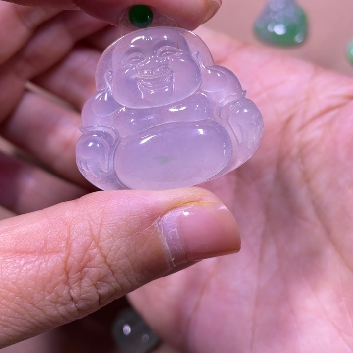 翡翠颈饰未镶嵌佛公