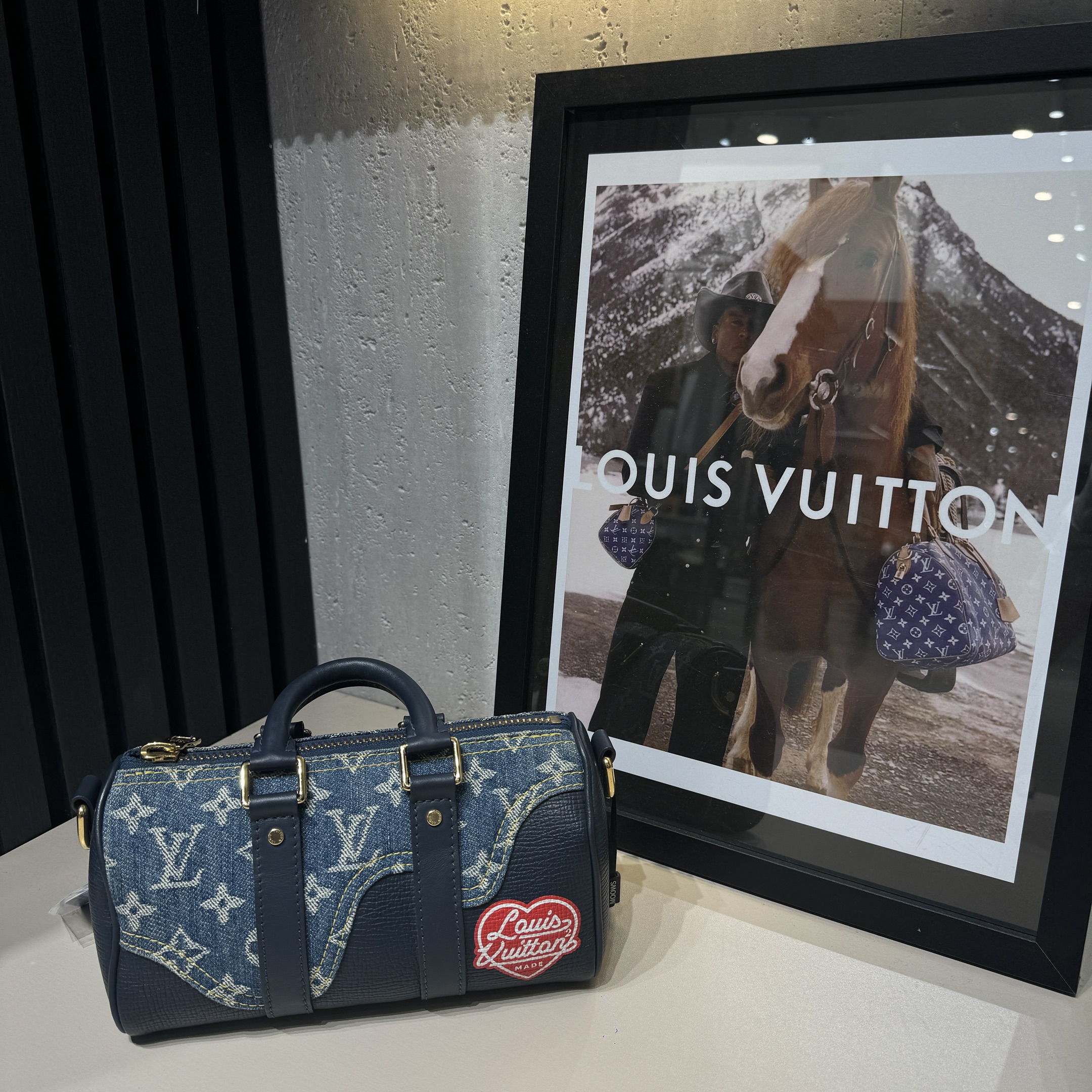 95新 LouisVuitton/路易威登 蓝色nigo联名keepall包 70938123