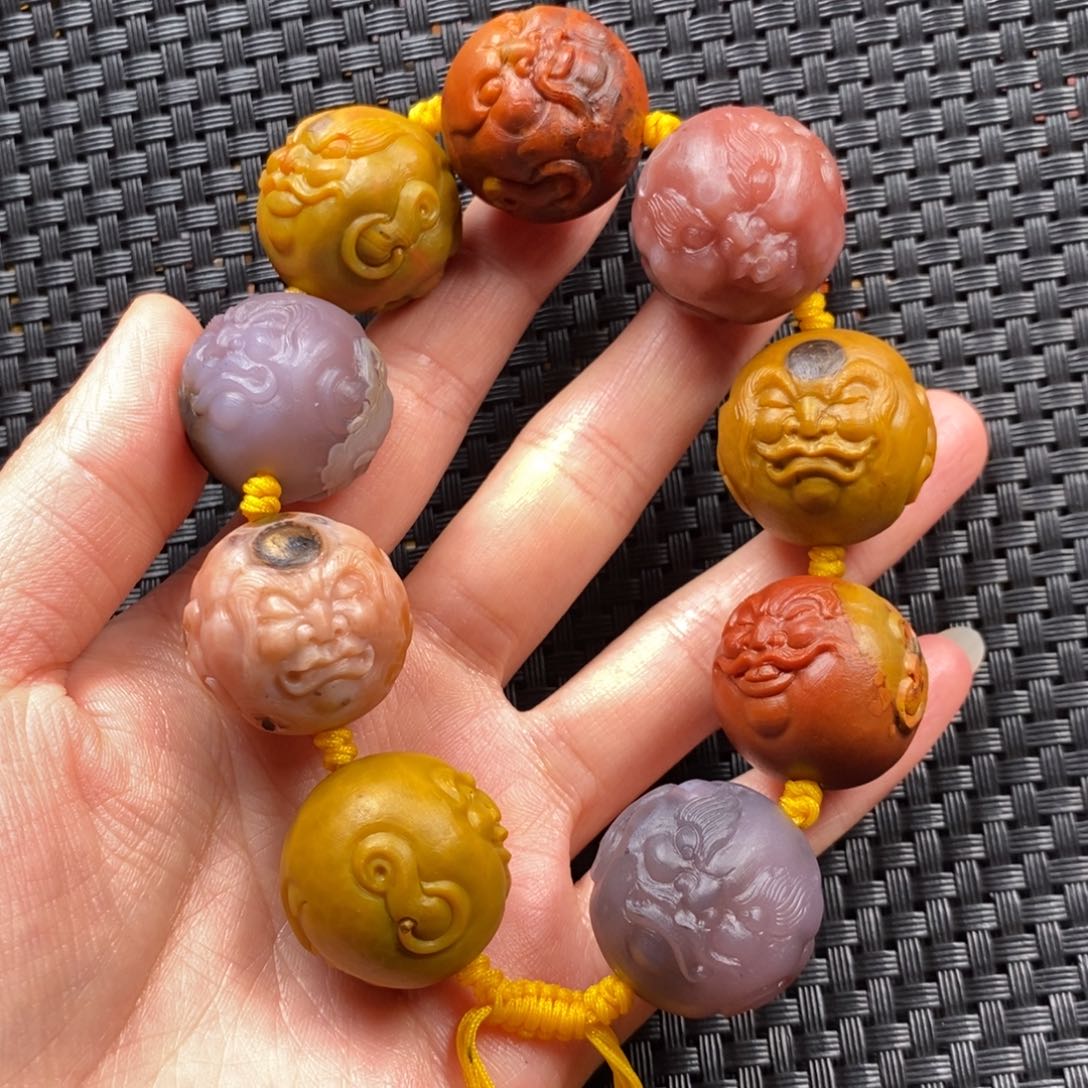 玛瑙/玉髓手串未镶嵌无*?