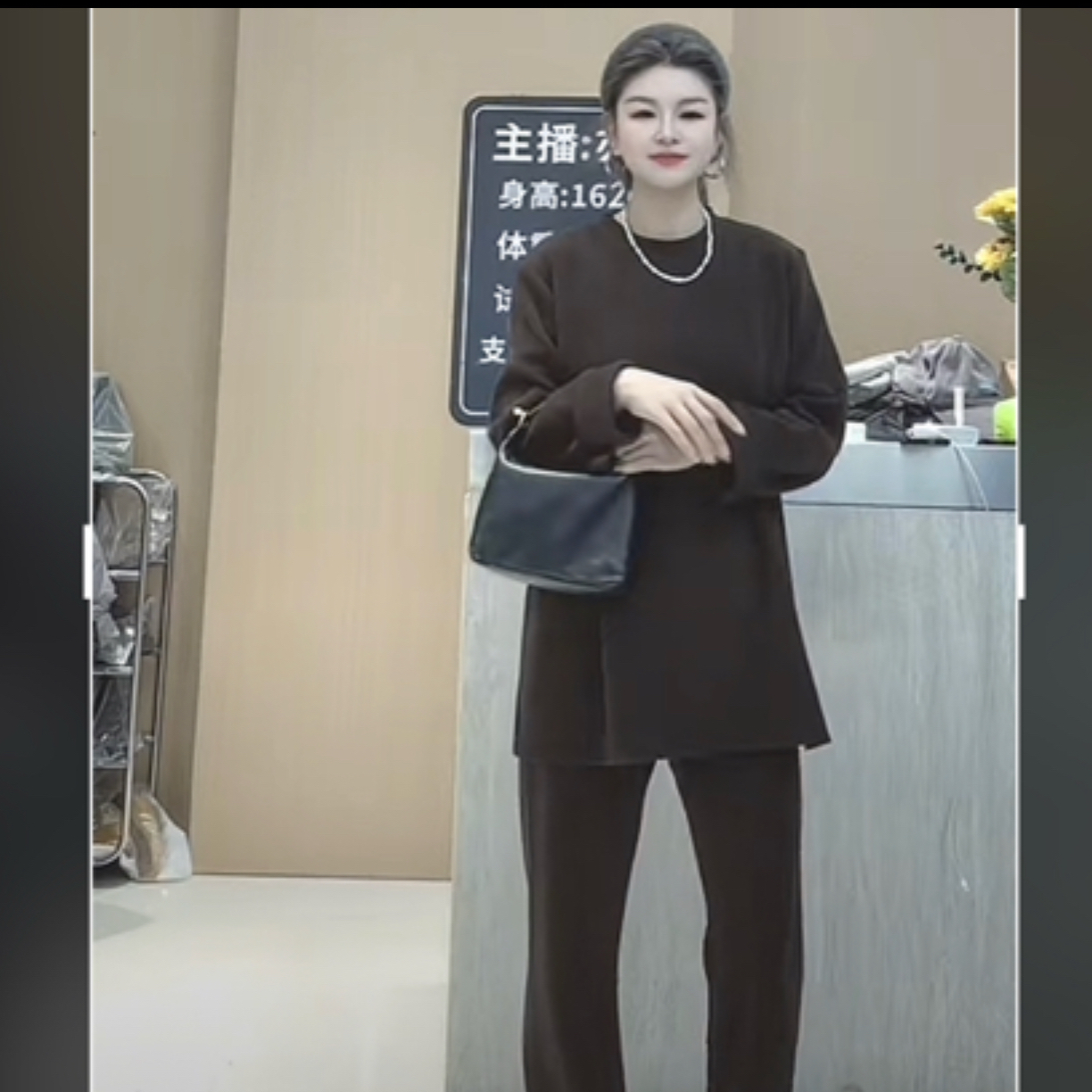 加绒款 纸片人加厚时尚圆领坑条开叉垫肩高腰直筒拖地裤套装