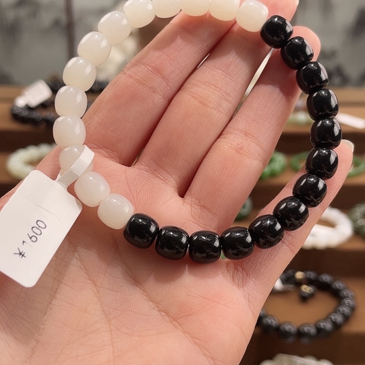 和田玉未镶嵌手链