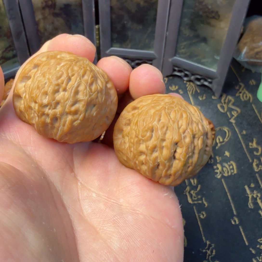 文玩核桃吊坠铁锤38