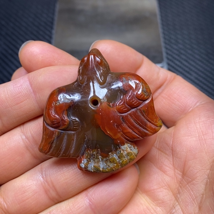玛瑙/玉髓颈饰未镶嵌财**路