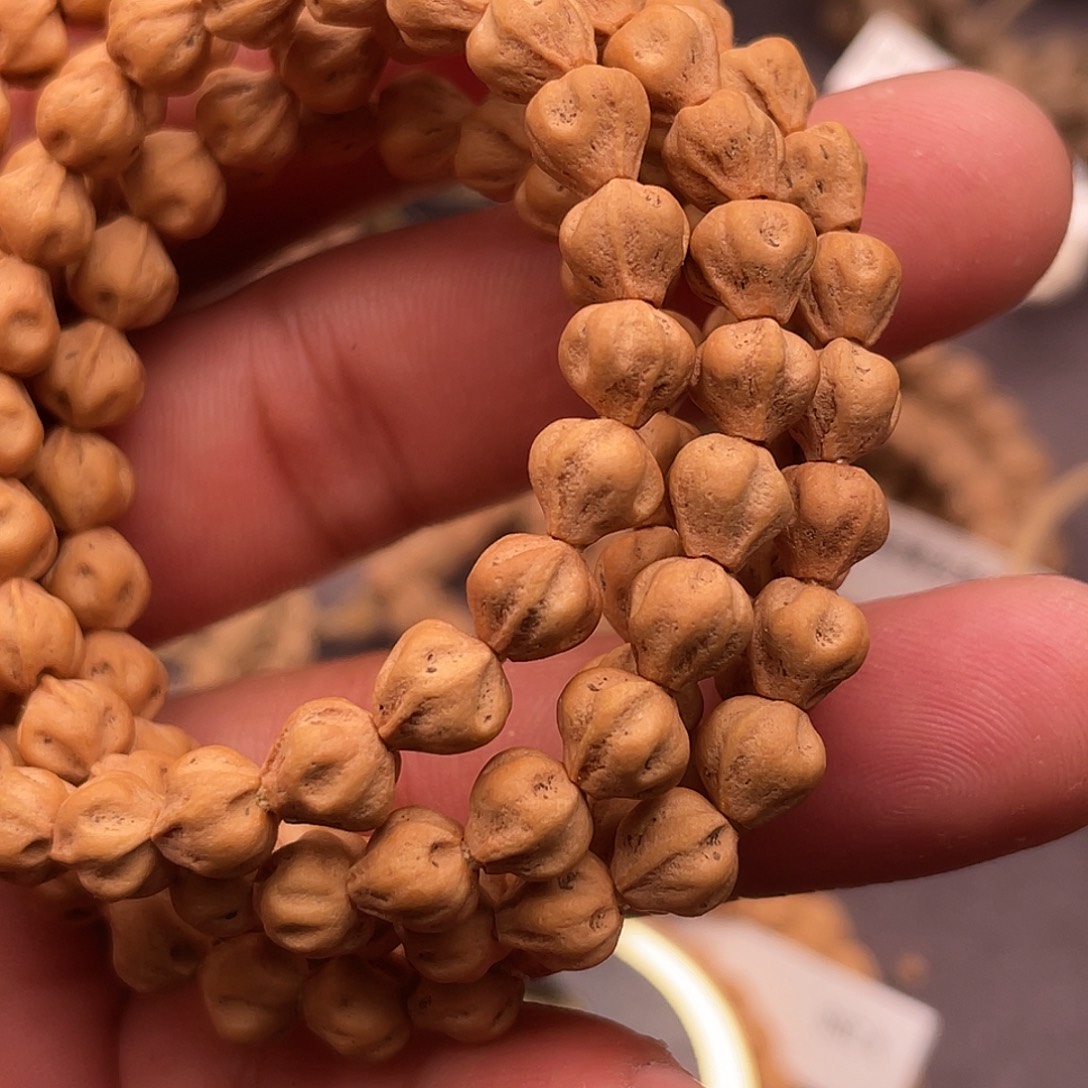 雪***柏香籽/百香籽吊坠