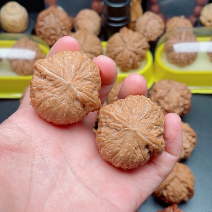 文玩核桃吊坠铁锤妹妹43×42×31