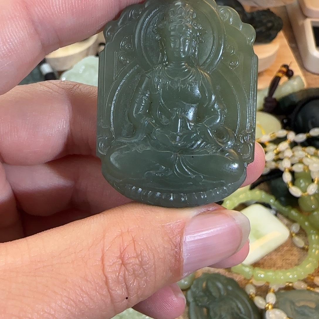 和田玉未镶嵌挂件