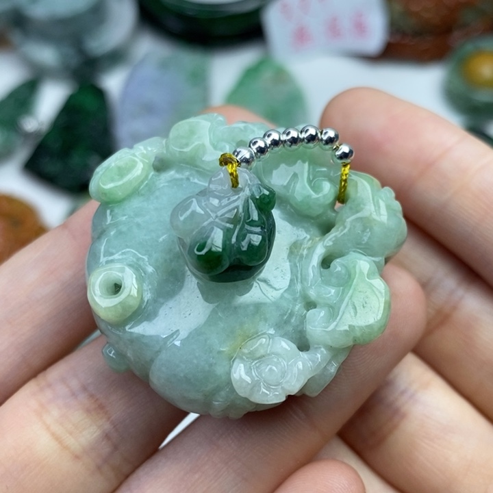 颈饰未镶嵌翡翠薄*糖