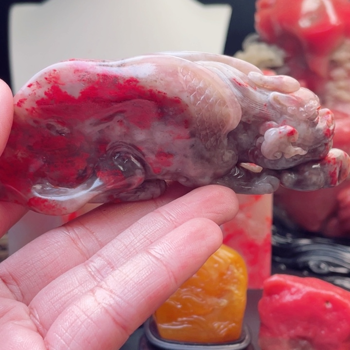 巴林鸡血石?牛角地