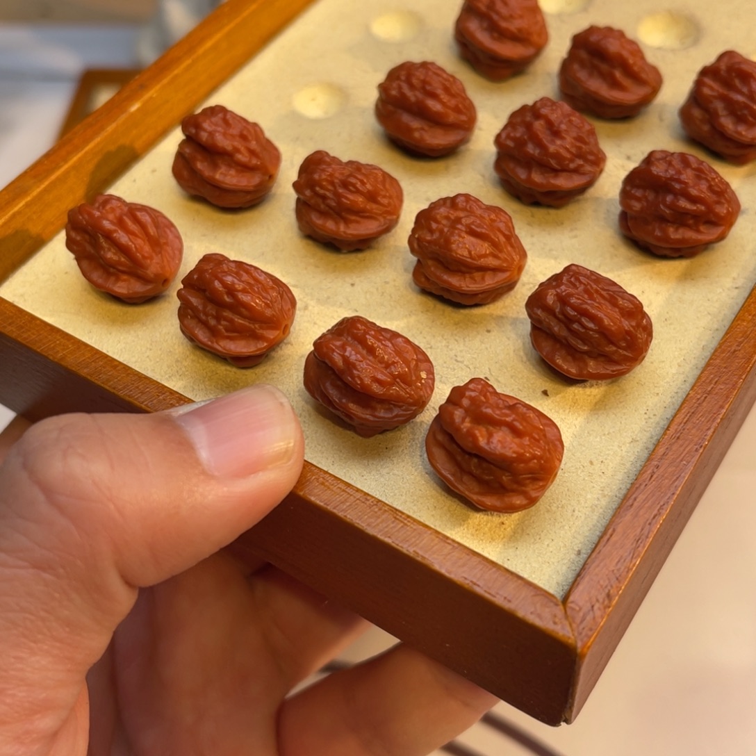 文玩核桃手串蛤蟆头