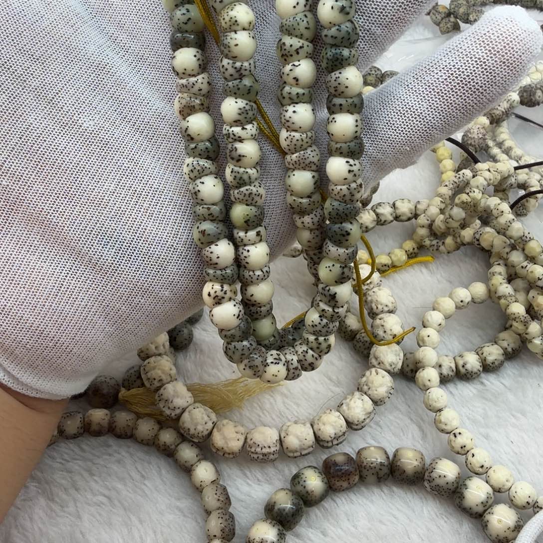 星月菩提吊坠蒜瓣368