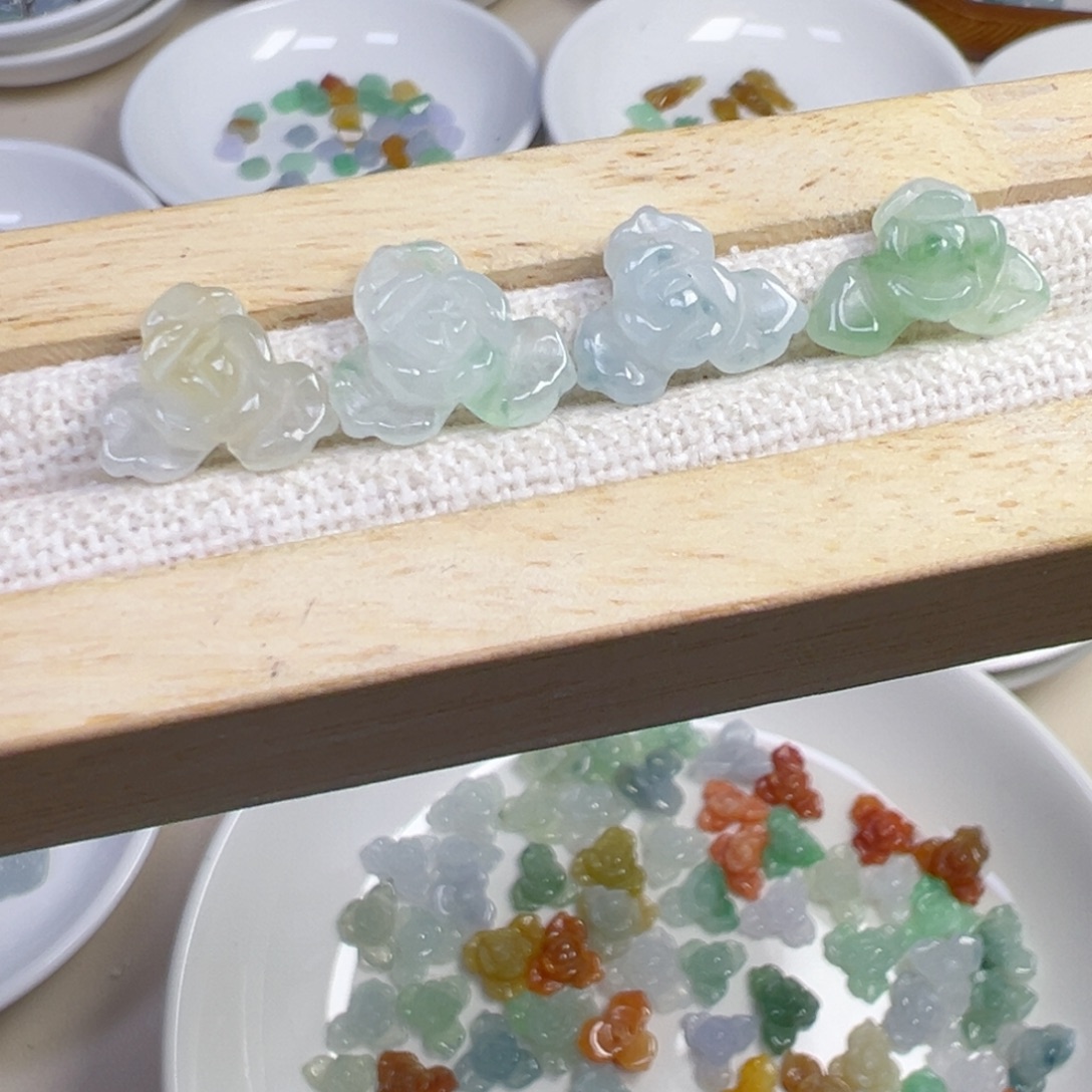 夏***醒翡翠散珠花花四个