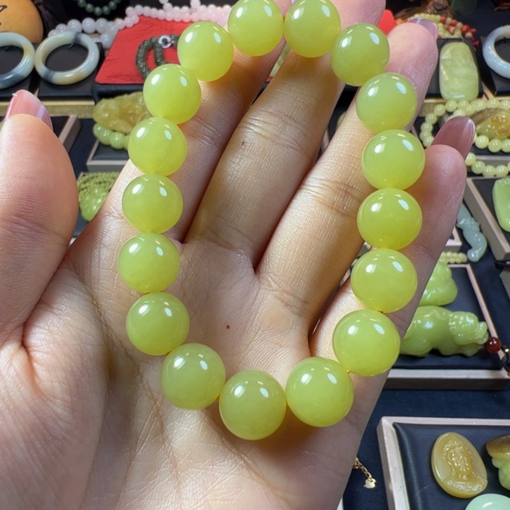 和田玉（黄玉）未镶嵌颈饰