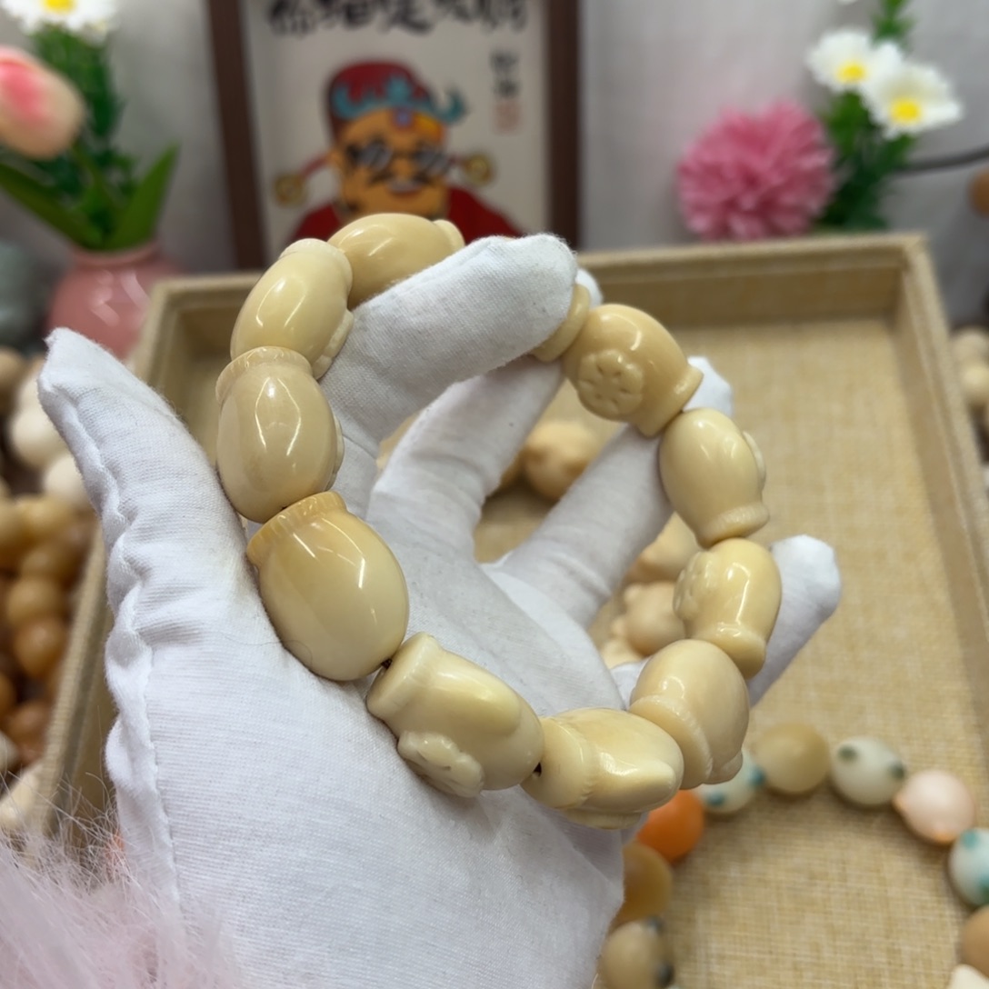 吊坠菩提根/象牙果牙果瑕疵机抛156