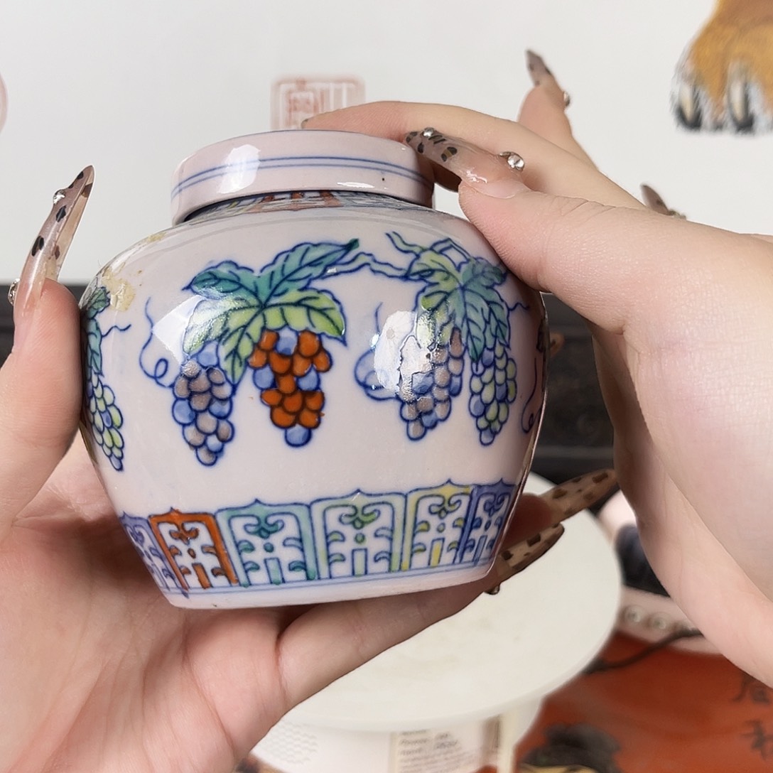 摆件斗彩天字罐摆件11