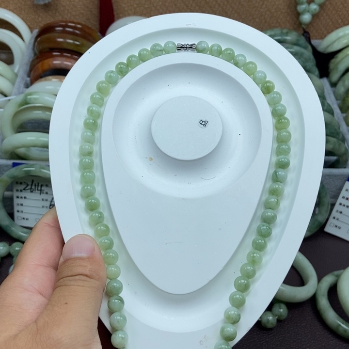 蛇纹石玉未镶嵌手链