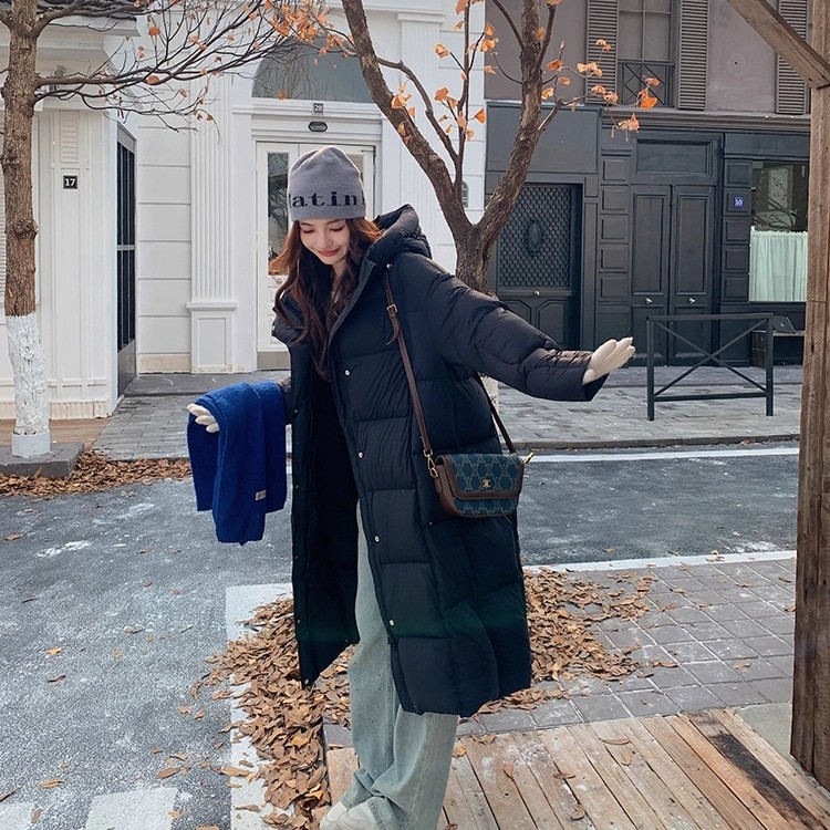 90白鸭绒服女廓形云感泡芙大被子加厚保暖百搭过膝长款连帽时尚