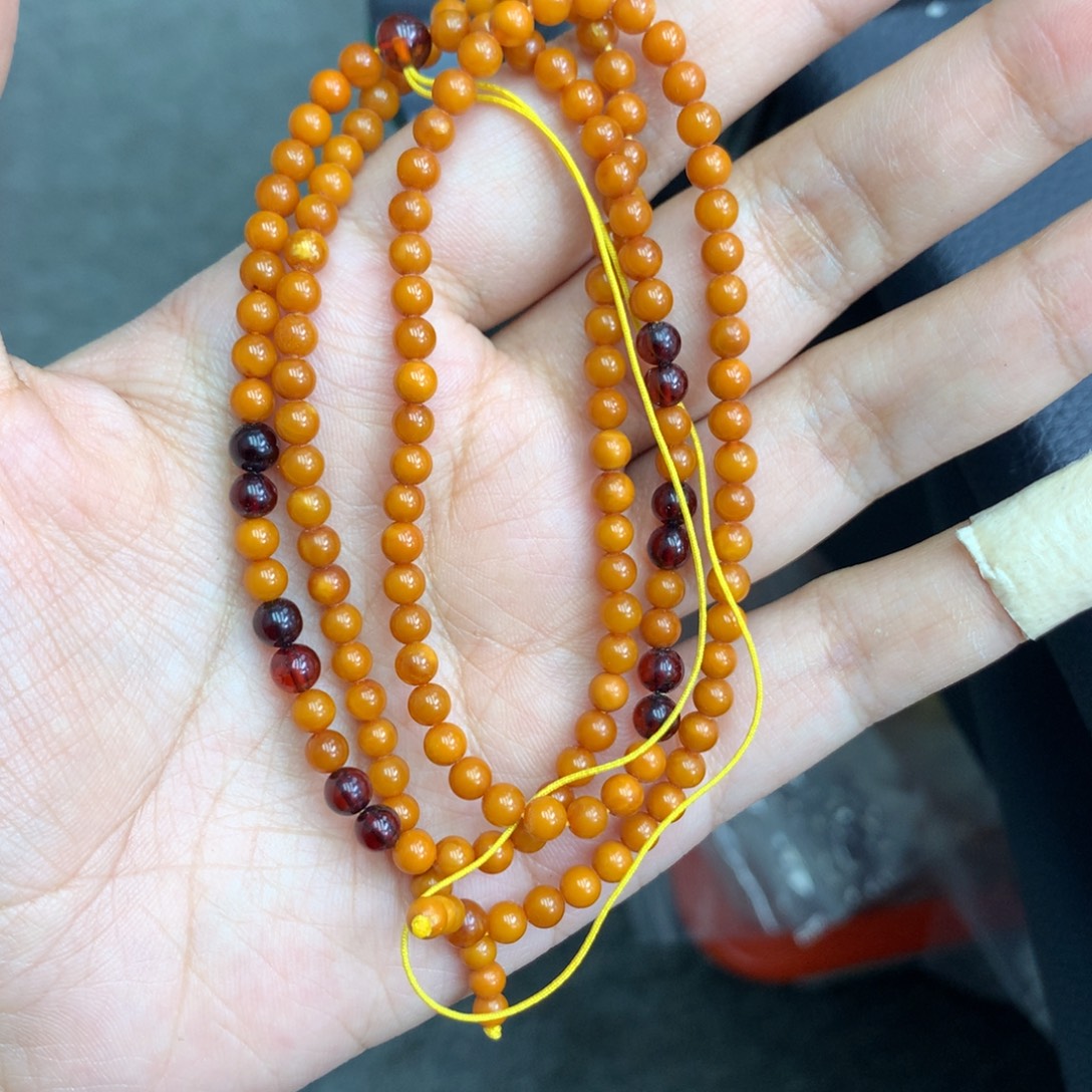 P***e琥珀未镶嵌珠宝奇石