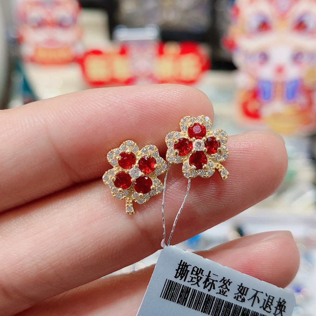 蓝宝石耳钉银S925镶嵌