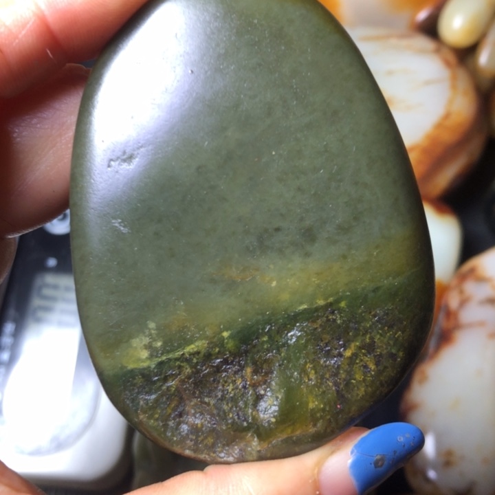 和田玉未镶嵌珠宝奇石