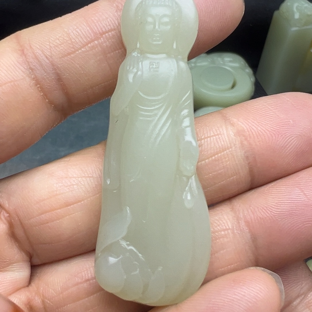 和田玉（糖玉）未镶嵌吊坠(不含链)