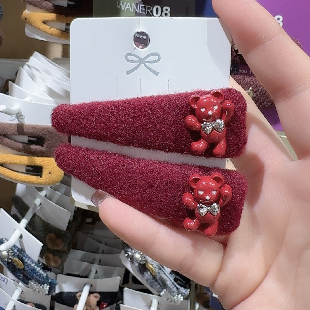 皮质铁合金红色小熊