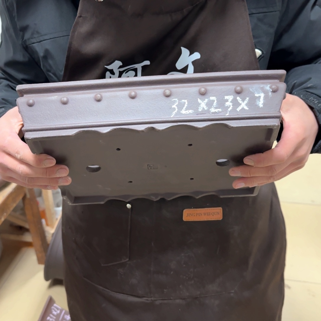 紫砂花盆呜呜呜呜